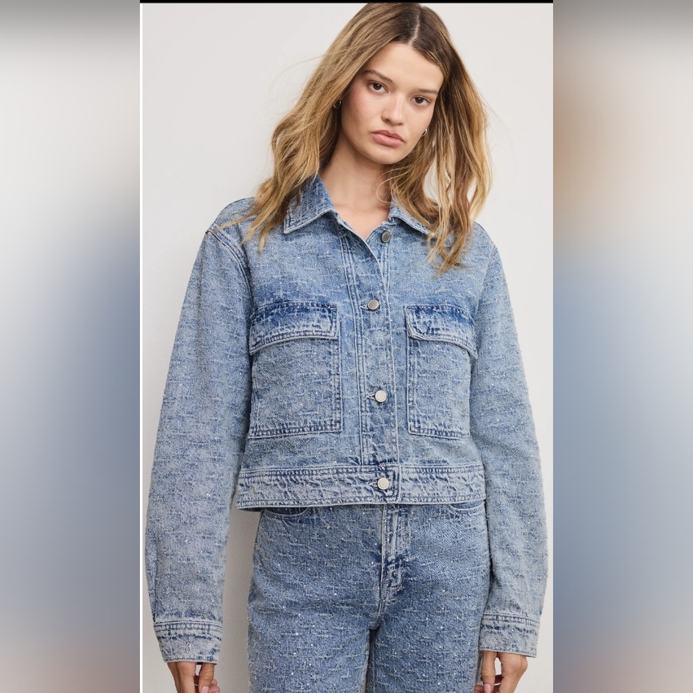 BNWOT. good AmericaGood American Light Blue Speckled Denim Jacket.